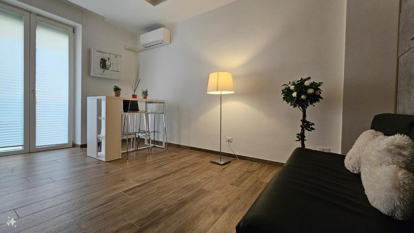 Casa Di Meg Appartamento A Milano Vicino Ai Navigli Exterior foto